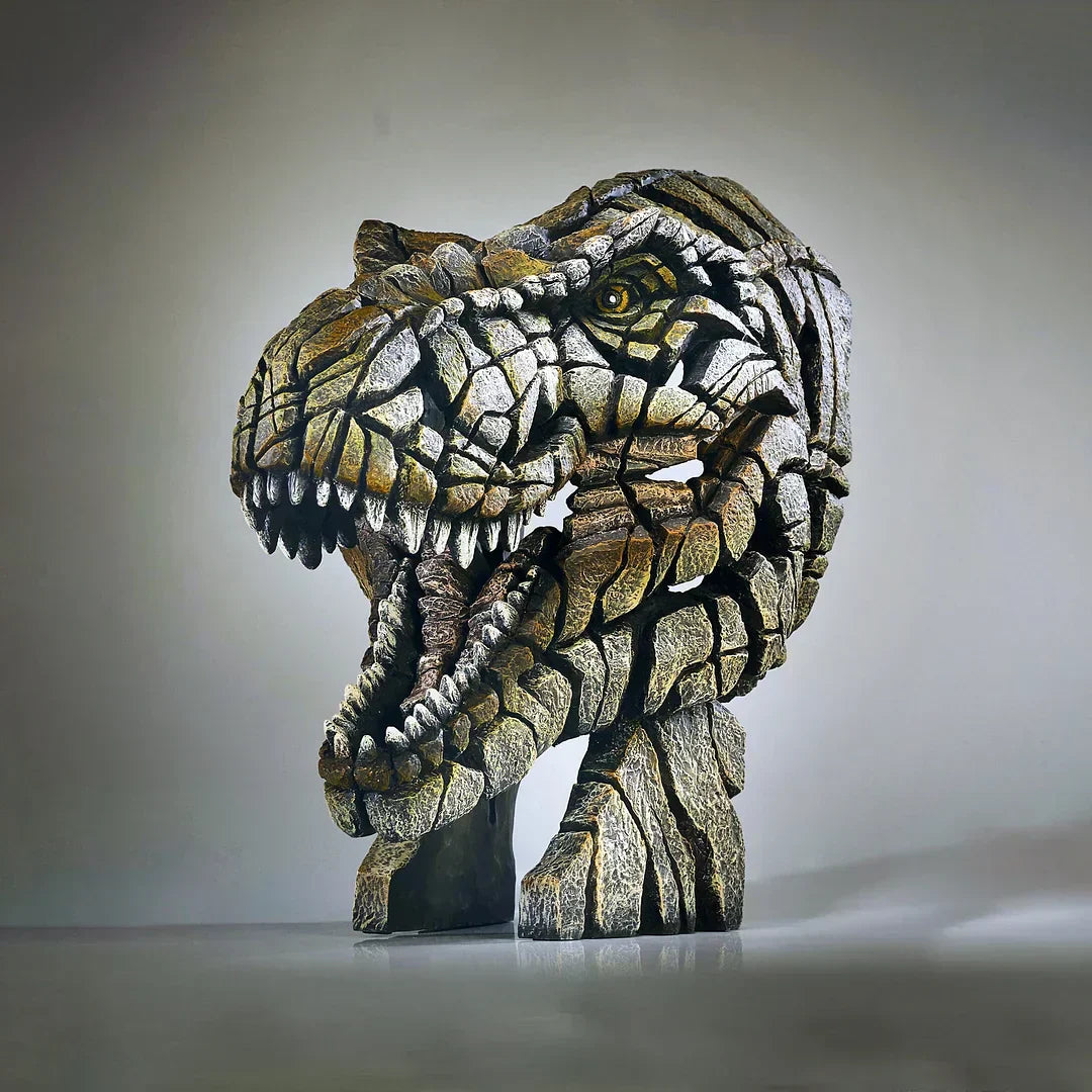 Realistic Gorilla Resin Sculpture – Unique Decorative Figure for Home or Office