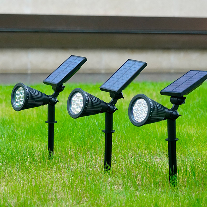 Outdoor Solar Spotlights – LED Landscape Lighting for Gardens and Patios