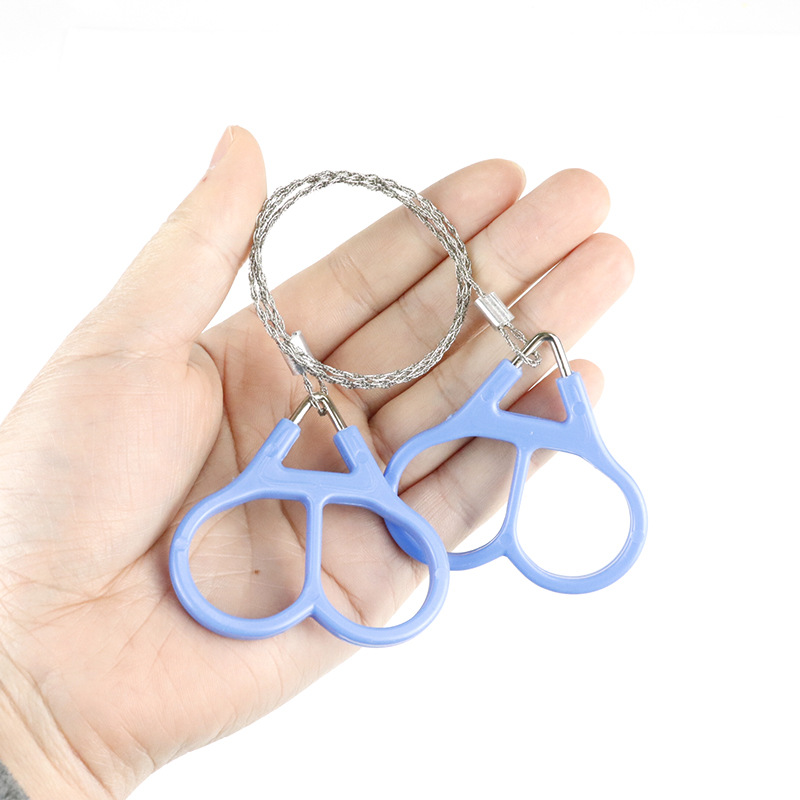 Compact Outdoor Wire Saw – Portable Tool for Gardening and Wilderness Adventures