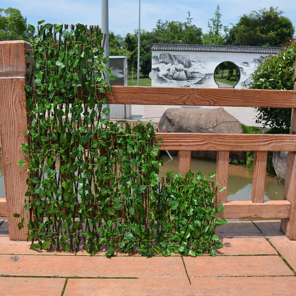 Expandable Ivy Garden Fence – Artificial Privacy Screen for Outdoor Spaces and Patios