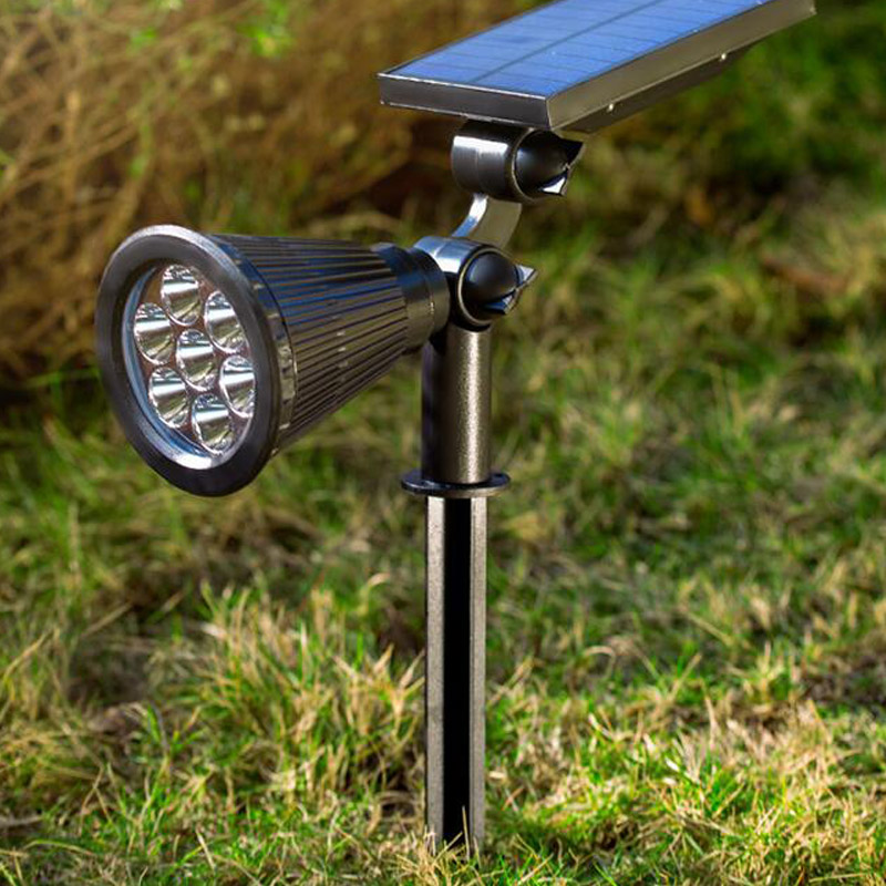 Outdoor Solar Spotlights – LED Landscape Lighting for Gardens and Patios