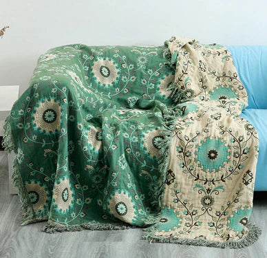 Reversible Nordic-Inspired Bird Pattern Blanket