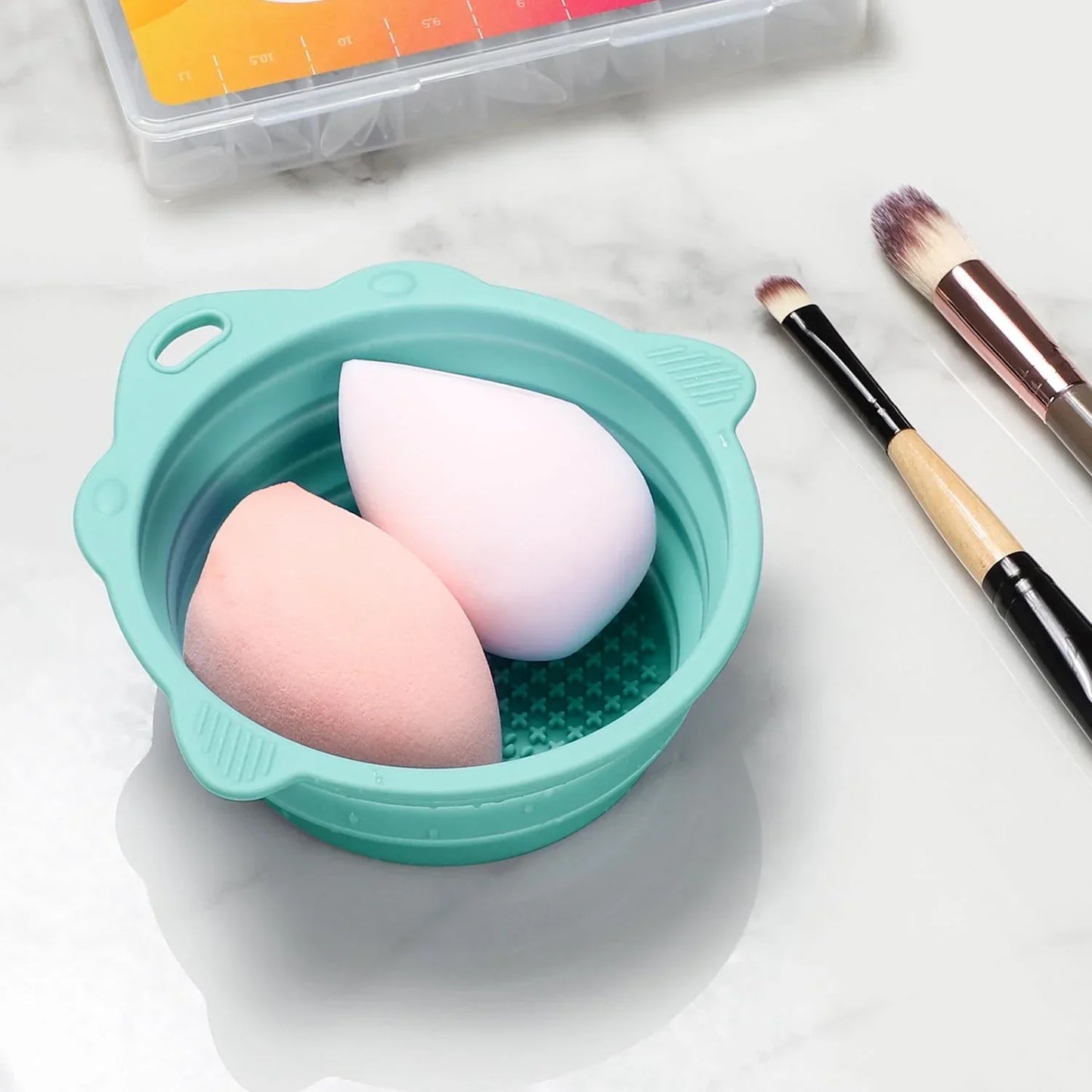 Collapsible Silicone Makeup Brush Cleaning Bowl