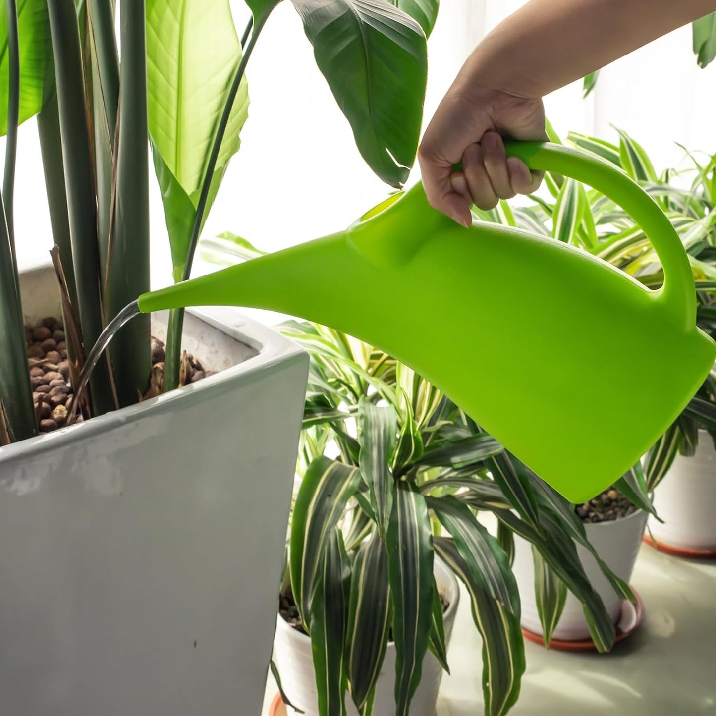 Easy-Grip Garden Watering Can – Ergonomic Spout Design for Effortless Pouring