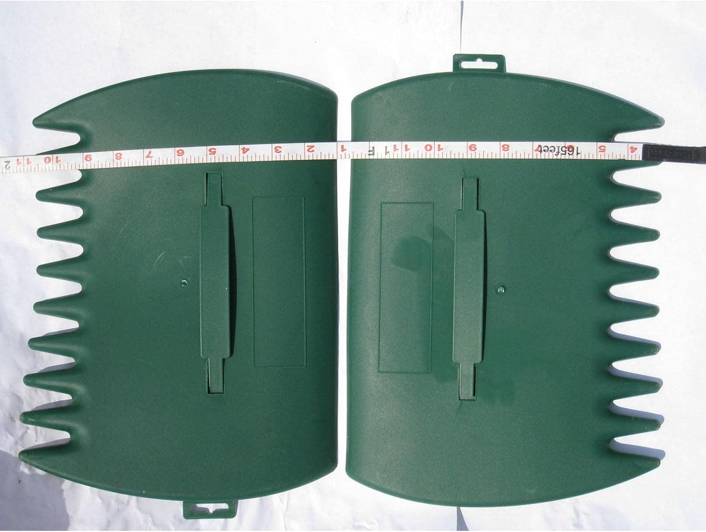 Ergonomic Garden Waste Collectors – Efficient Tool for Grass, Leaves, and Yard Cleanup