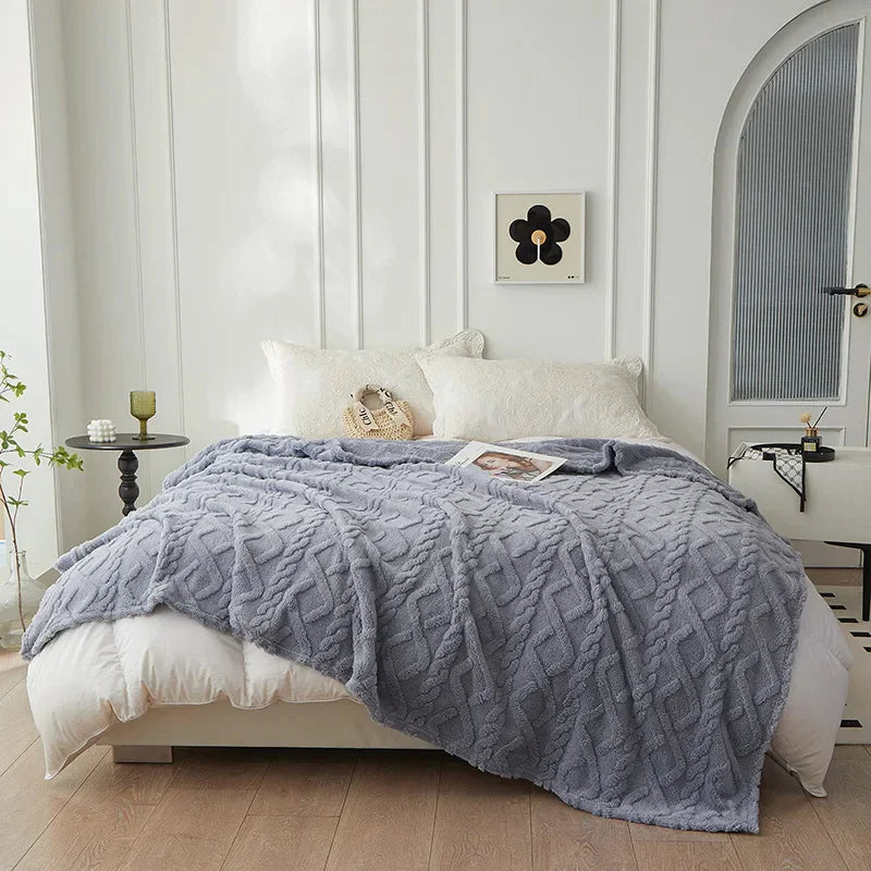 Reversible Cozy Wool Throw Blanket β Ultimate Comfort And Style