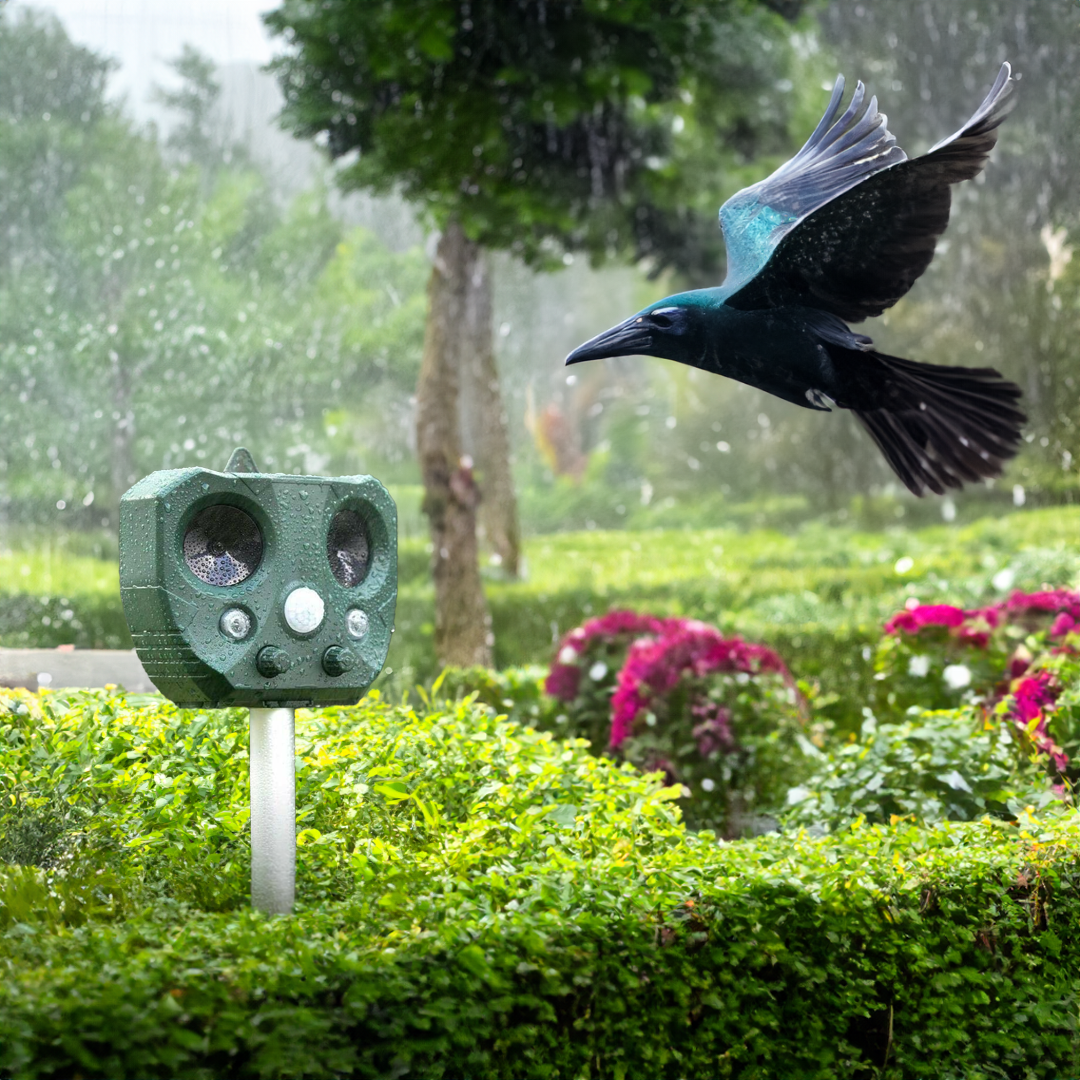 Solar-Powered Ultrasonic Pest Repeller - Effective Animal Control for Garden Protection