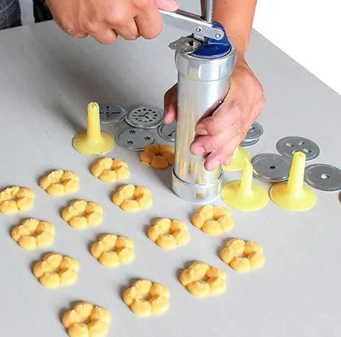 Stainless Steel Cookie Press with Interchangeable Discs for Perfect Biscuits and Pastries