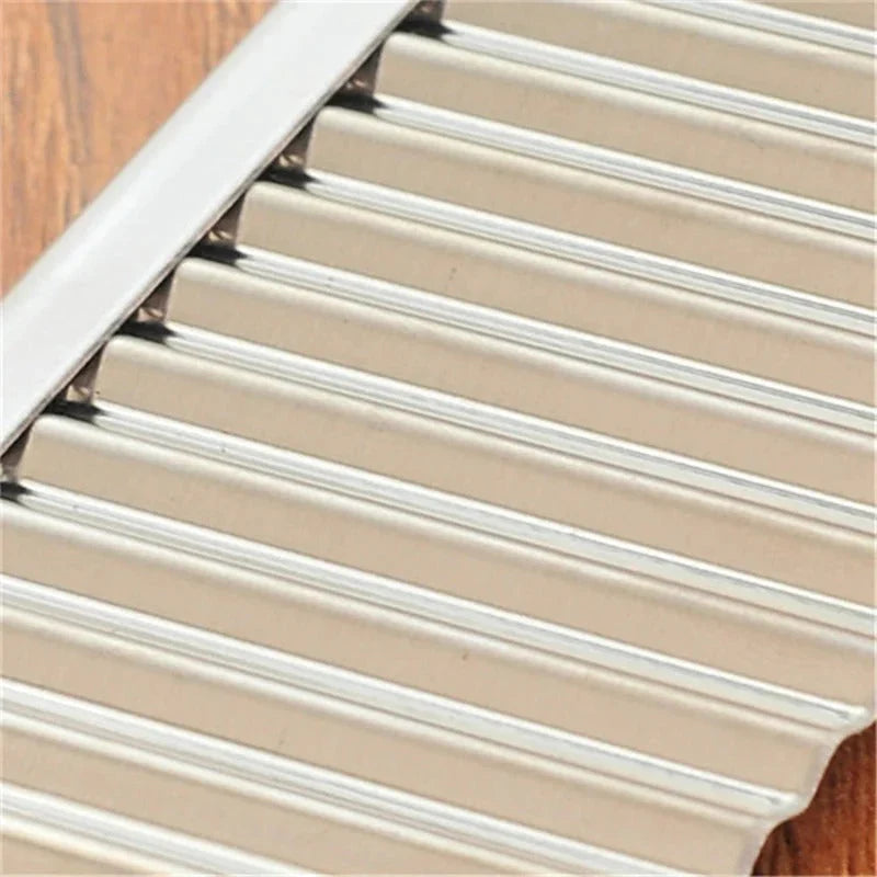 Crinkle Cutter - Stainless Steel Serrated Knife