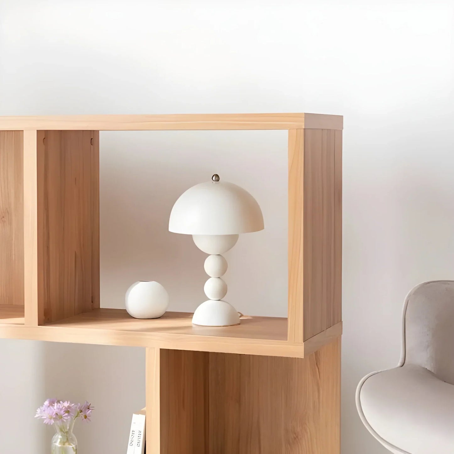 Modern Geometric Table Lamp - Stylish Scandinavian Design with Colorful Base