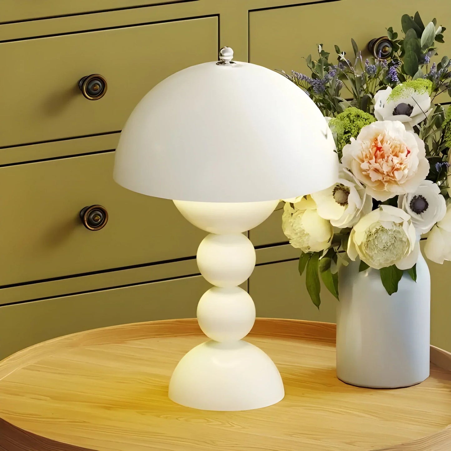 Modern Geometric Table Lamp - Stylish Scandinavian Design with Colorful Base
