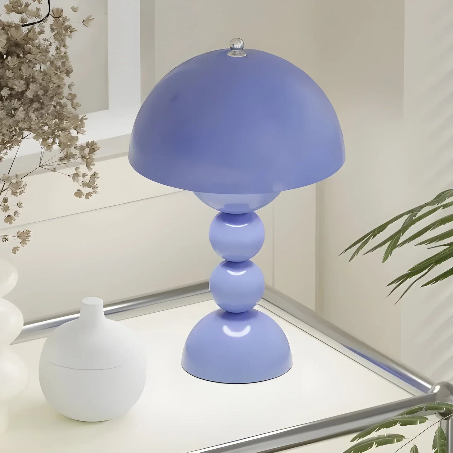 Modern Geometric Table Lamp - Stylish Scandinavian Design with Colorful Base