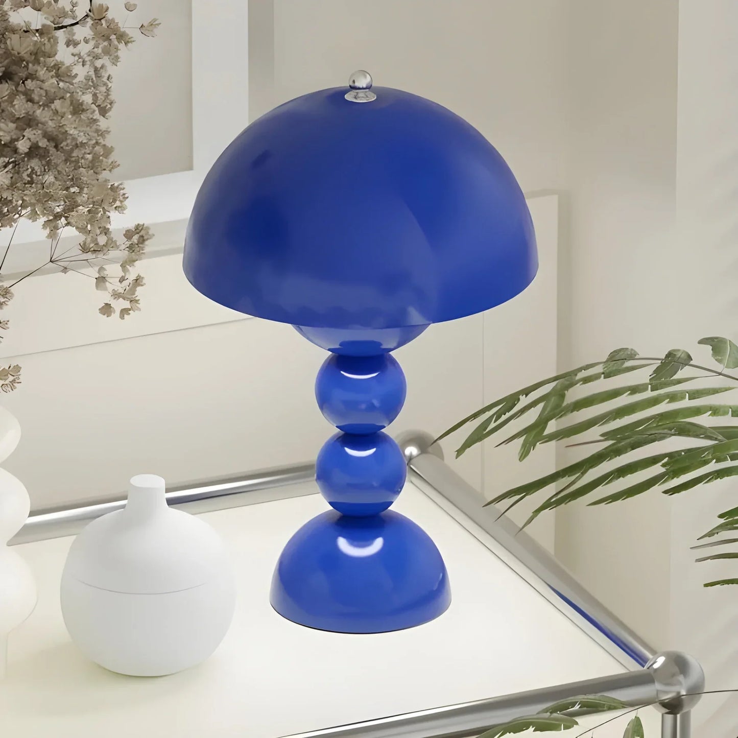 Modern Geometric Table Lamp - Stylish Scandinavian Design with Colorful Base
