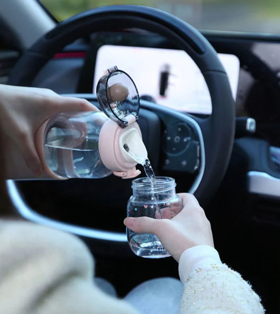 Portable Bottle Warmer with Display – On-the-Go Solution