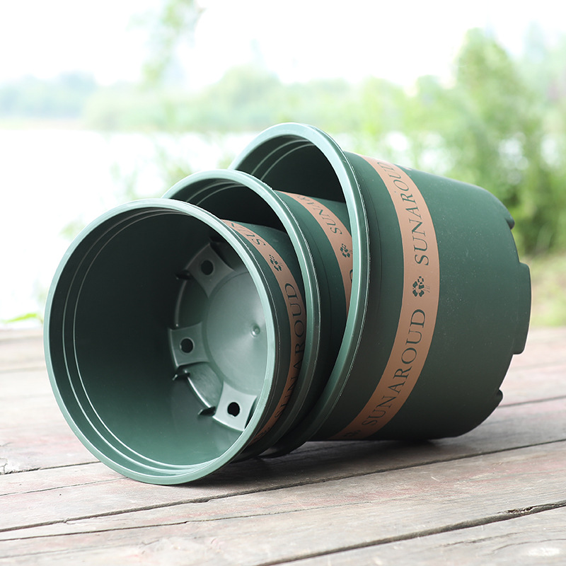 Durable Plastic Flower Pot – Weather-Resistant Planter for Garden & Balcony