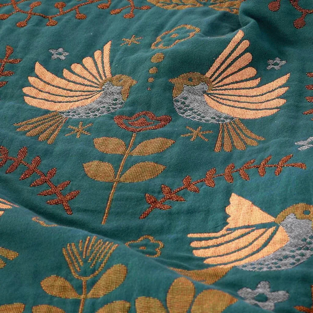 Reversible Nordic-Inspired Bird Pattern Blanket