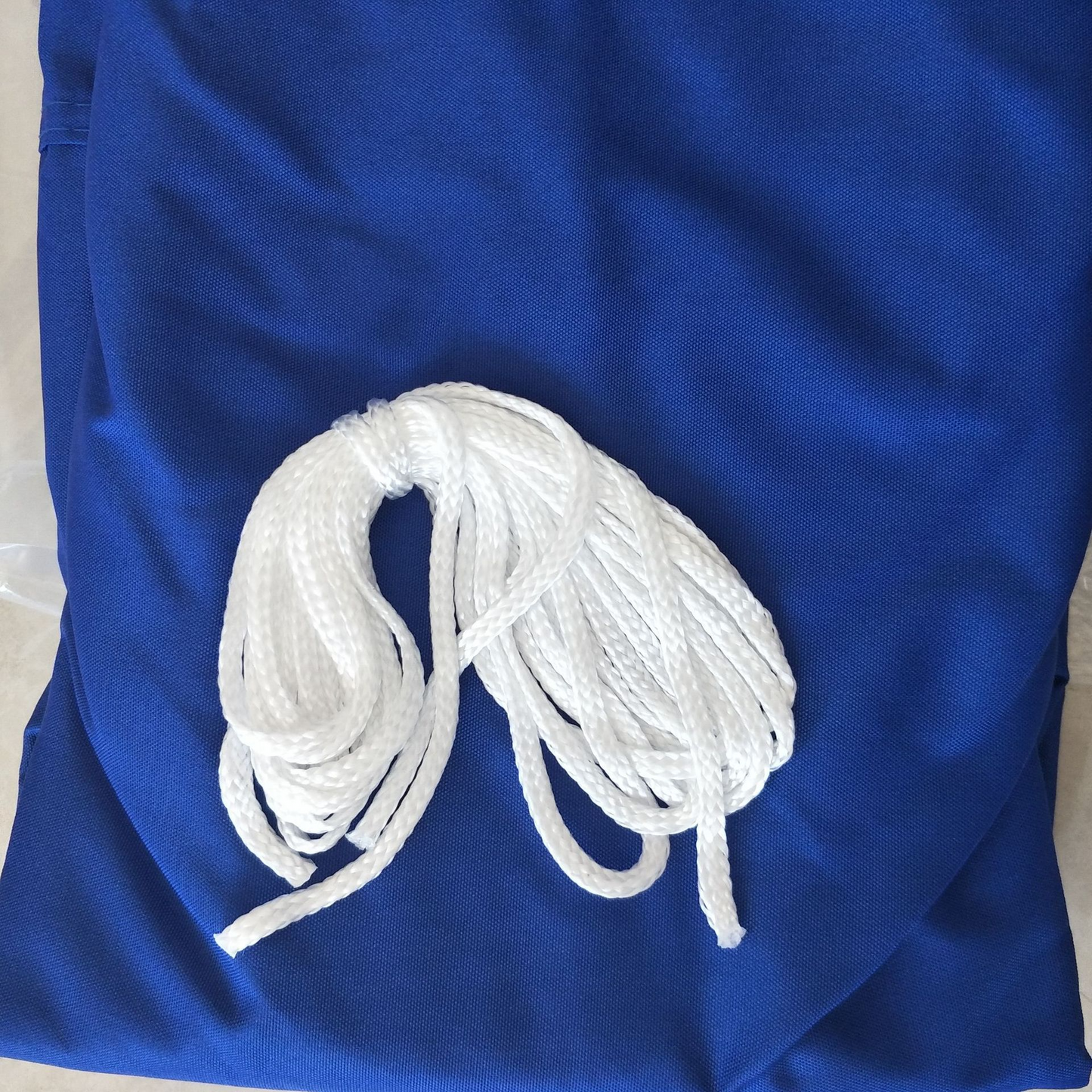 UV-Resistant Rectangular Sun Shade Sail - Outdoor Shade with Durable Rope for Protection