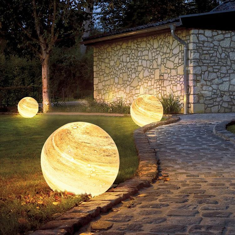Solar LED Garden Globe Light – Weatherproof Outdoor Lighting for Lawn & Patio