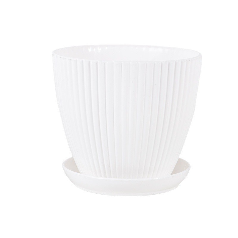 Sturdy Plastic Flower Pot with Grooved Design and Saucer - Durable Planter for Plants