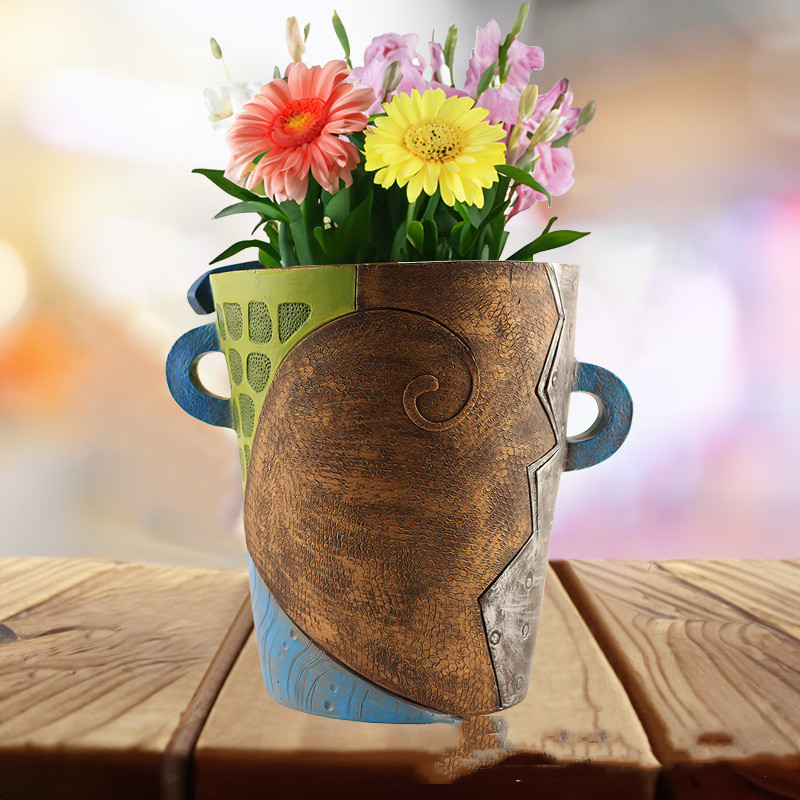Vibrant Face Planter – Unique Decorative Pot for Home and Garden