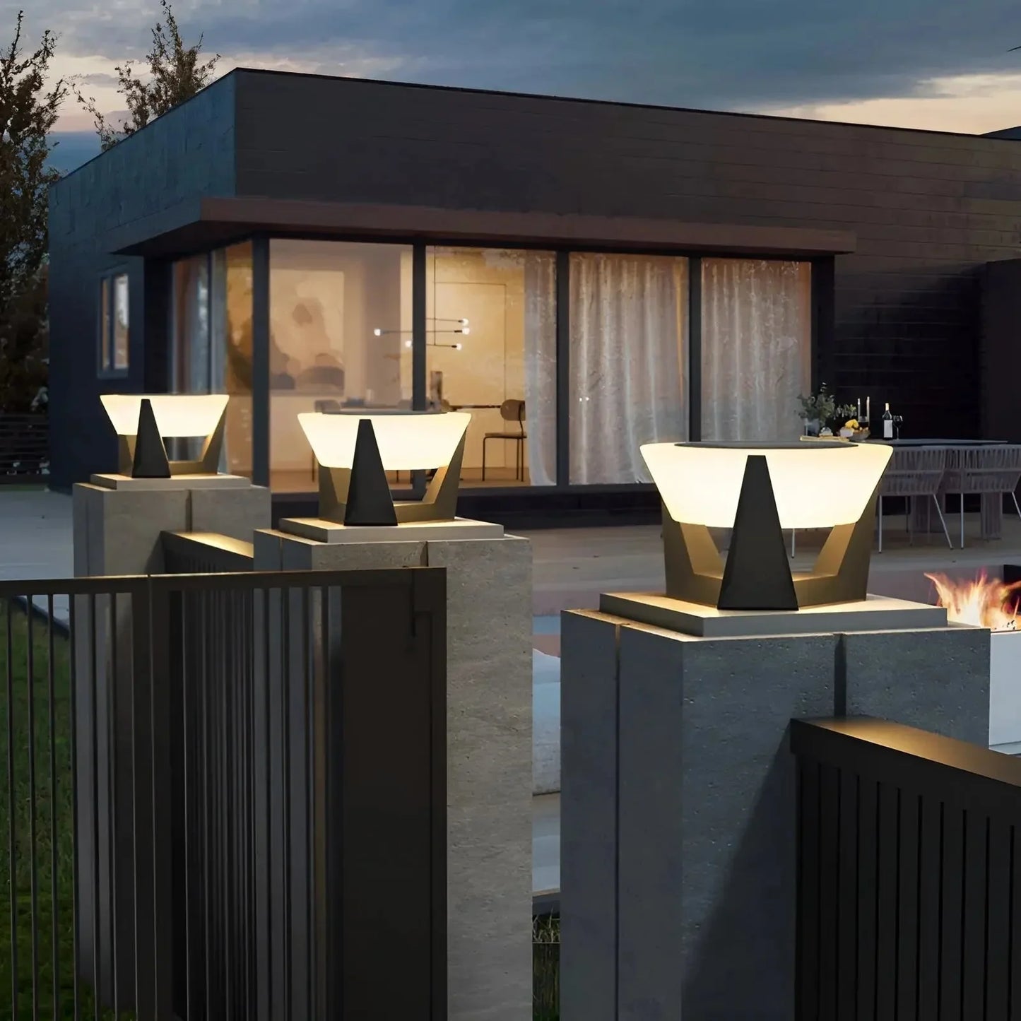 Modern LED Outdoor Pedestal Light – Stylish Solar Garden Lamp