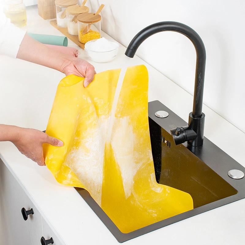 Non-Stick Silicone Baking Mat for Easy Cleanup