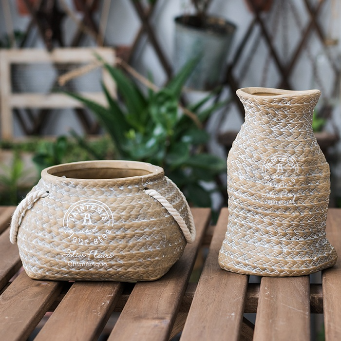Ceramic Flower Pot with Woven Bag Look and Rope Handles – Decorative Planter for Home and Garden