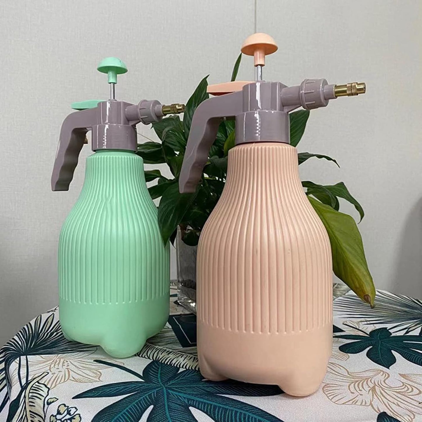 Nordic Pressure Spray Bottle - Efficient Plant Watering with Pump Action