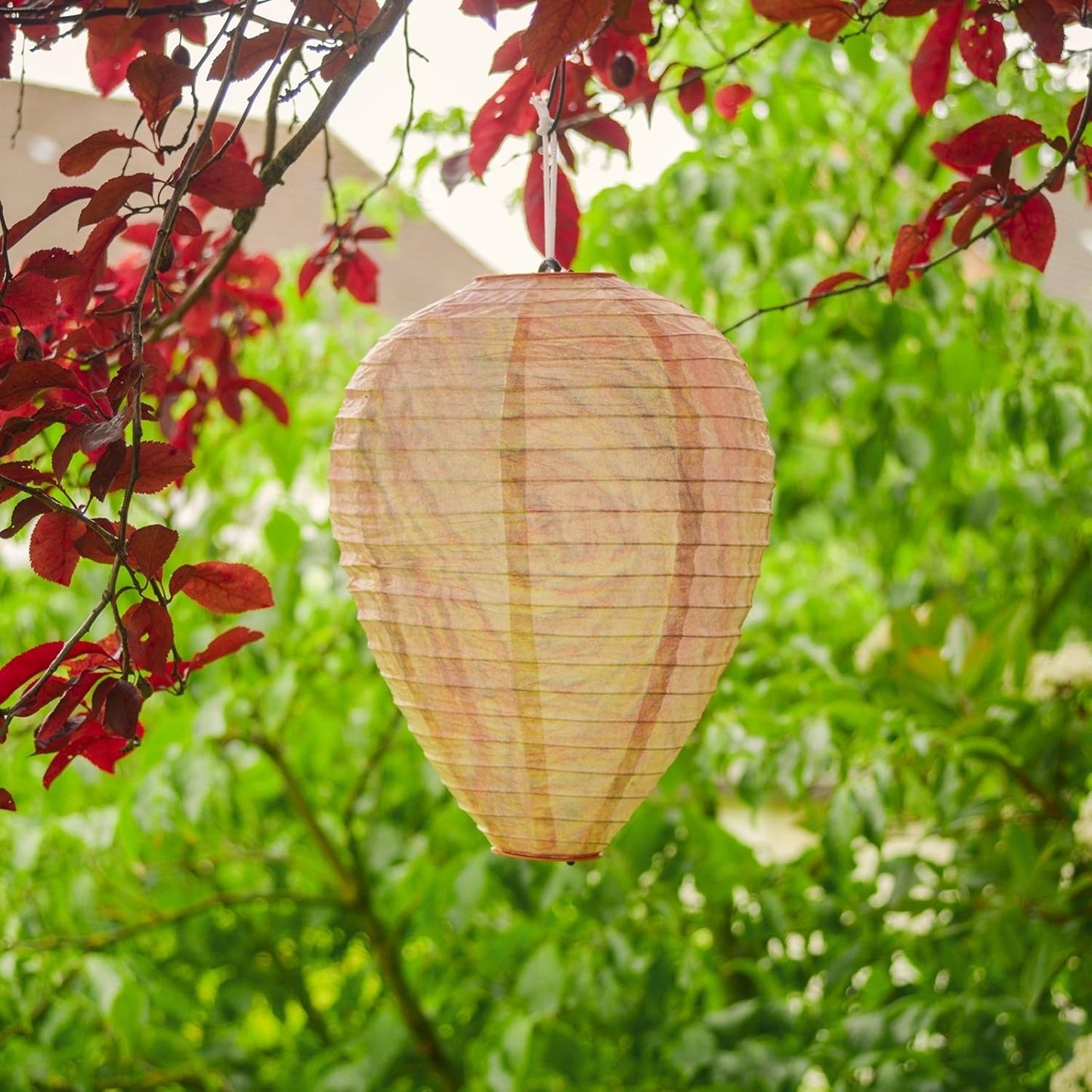 Wasp Repellent Lamp – Hanging Insect Defense Net for Outdoor Protection