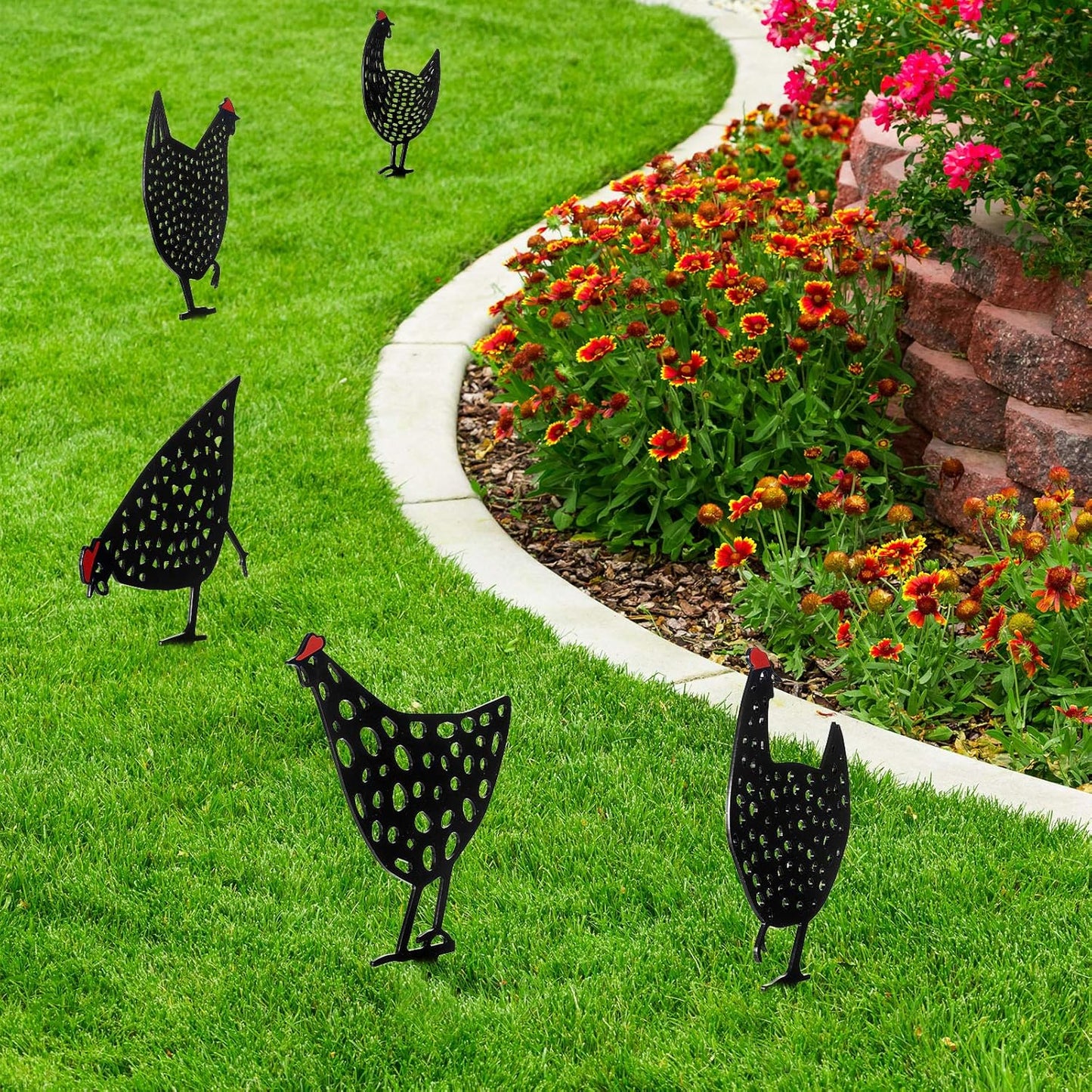 Decorative Metal Garden Chickens – Outdoor Garden Plug Statues for Lawn Decor