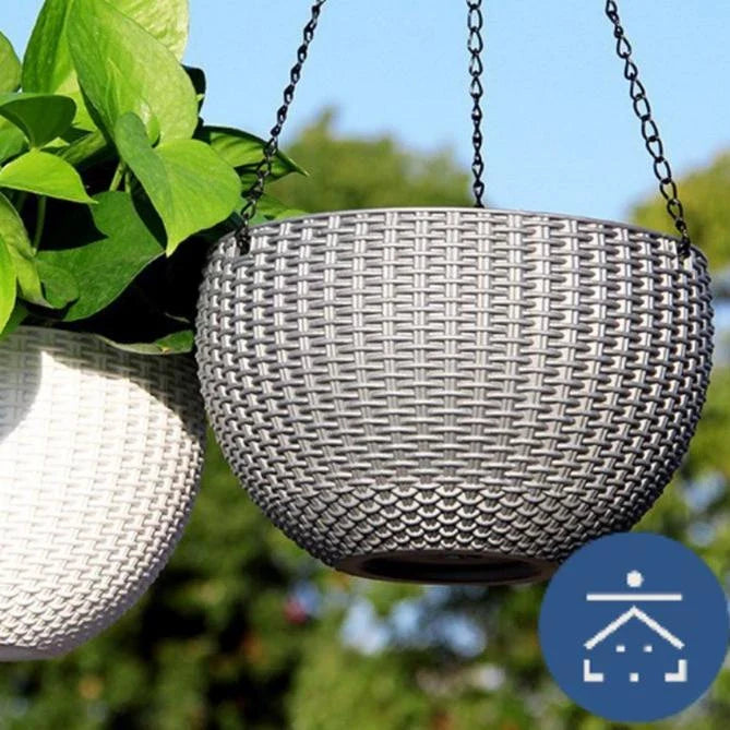 Woven Hanging Plant Basket with Chain - Perfect for Balcony and Garden Display