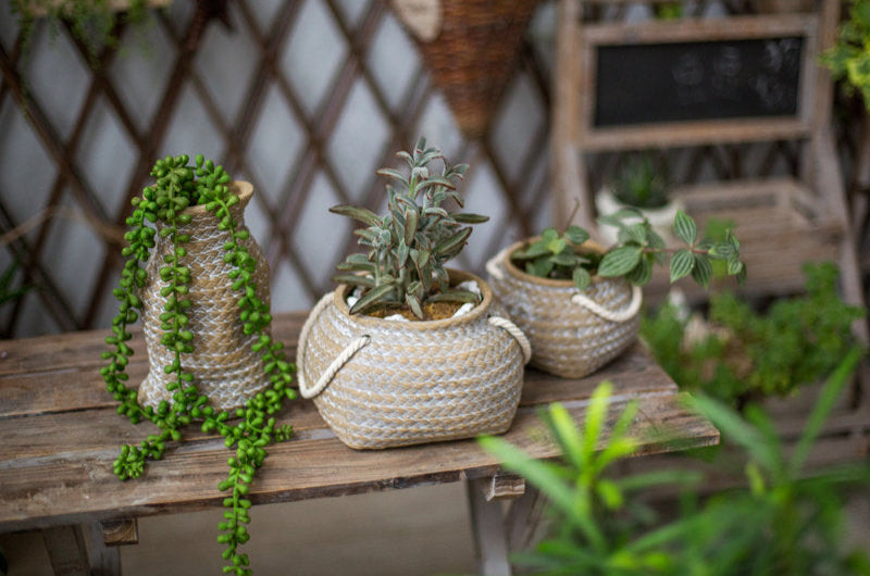 Ceramic Flower Pot with Woven Bag Look and Rope Handles – Decorative Planter for Home and Garden