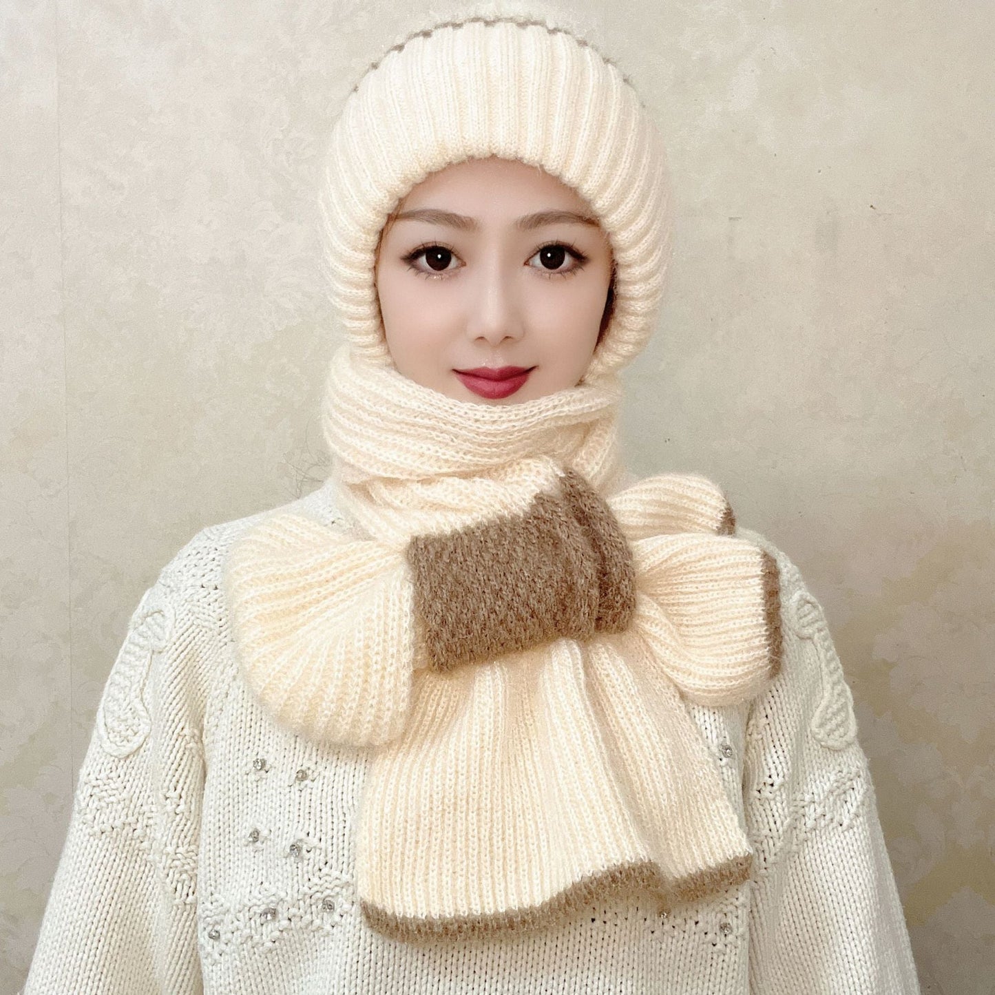 Cozy 2-in-1 Hooded Scarf