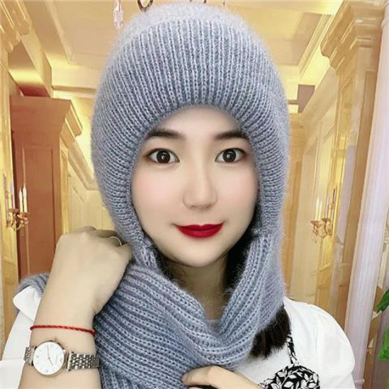 Cozy 2-in-1 Hooded Scarf