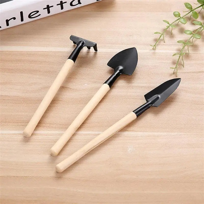 3-Piece Gardening Tool Kit with Wooden Handles – Shovel, Rake, and Hoe for Yard Care