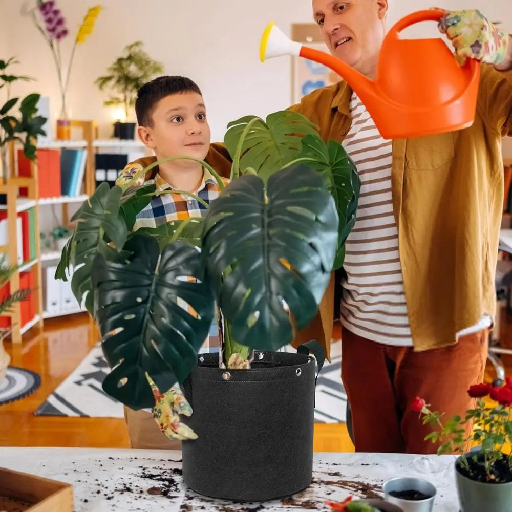 Durable Felt Planter Bag with Handles – Breathable Container for Garden Plants and Flowers