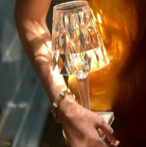 Elegant Crystal Acrylic Table Lamp