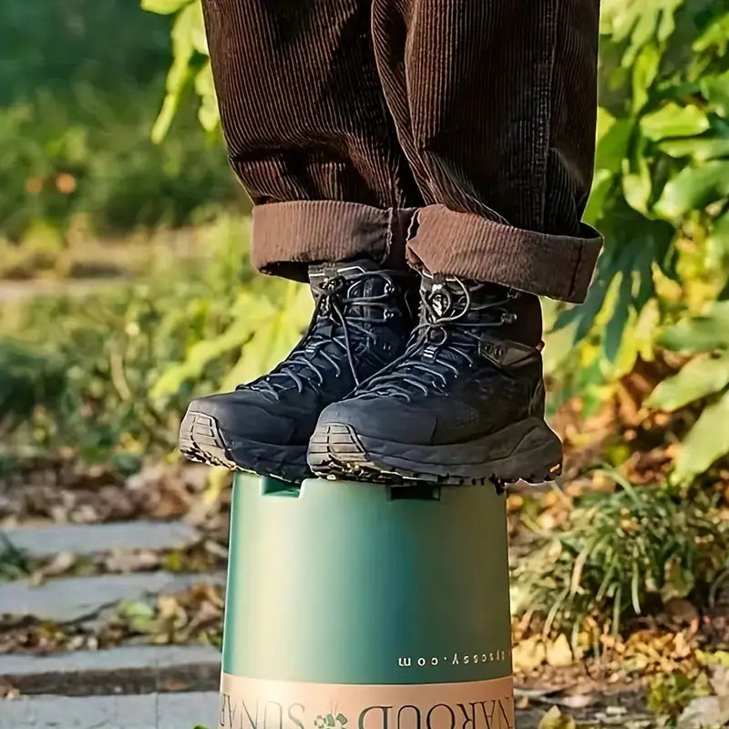 Durable Plastic Flower Pot – Weather-Resistant Planter for Garden & Balcony