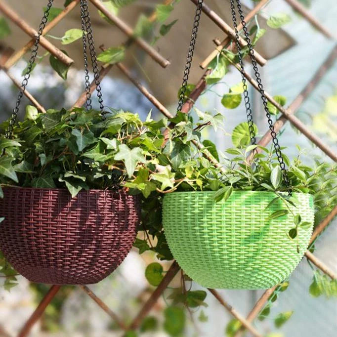 Woven Hanging Plant Basket with Chain - Perfect for Balcony and Garden Display