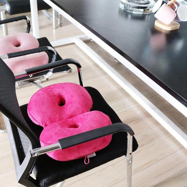 Ergonomic Seat Cushion for Tailbone Relief and Comfort