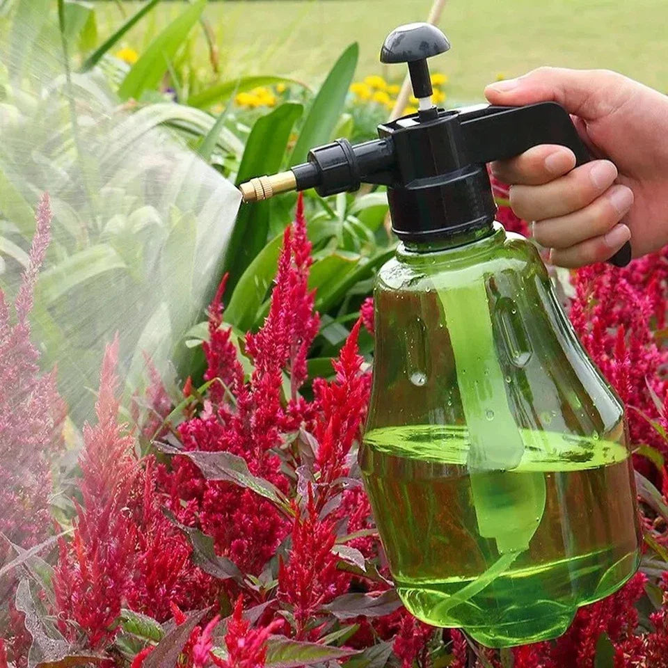 Manual Pressure Pump Spray Bottle - Efficient Sprayer for Garden and Plant Care